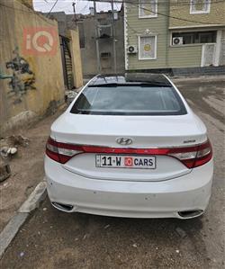 هيونداي أزيرا